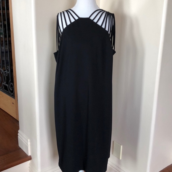 SALE! Gorgeous Plus Size Black Sleeveless Dress - Picture 1 of 6